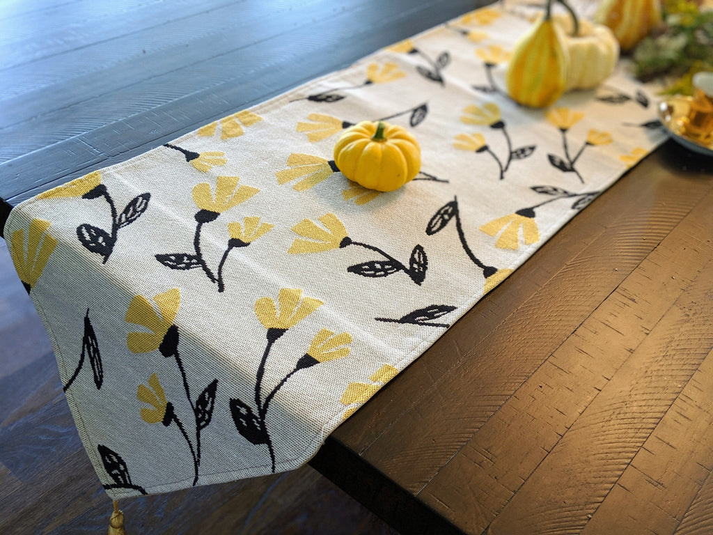 DaDa Bedding Yellow Fleur Floral Garden Woven Tapestry Dining Table Runner (18112)