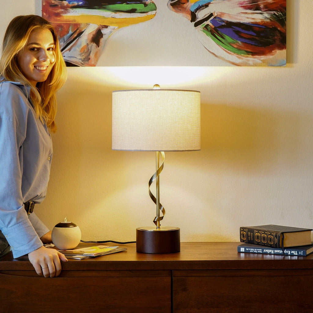 Nightstand Desk Lamp with Twisted Base - White