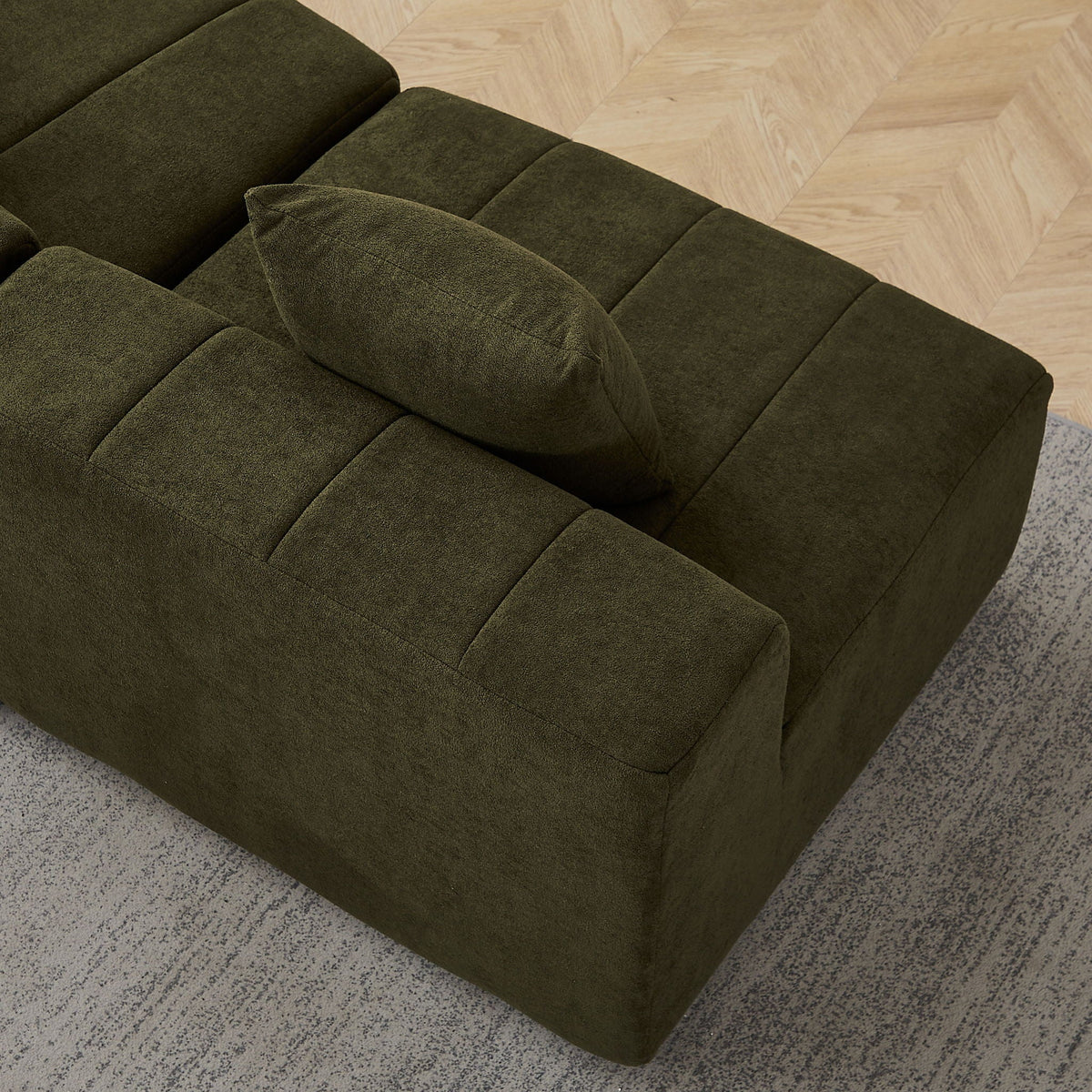 Modular Sectional Sofa with 2 Pillows – Symmetrical Design