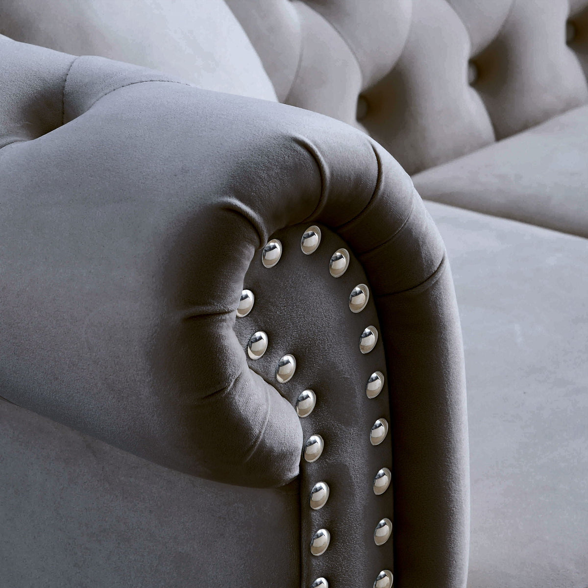 Chesterfield Sofa with Rolled Arms and Nailhead Trim – Solid Wood Frame