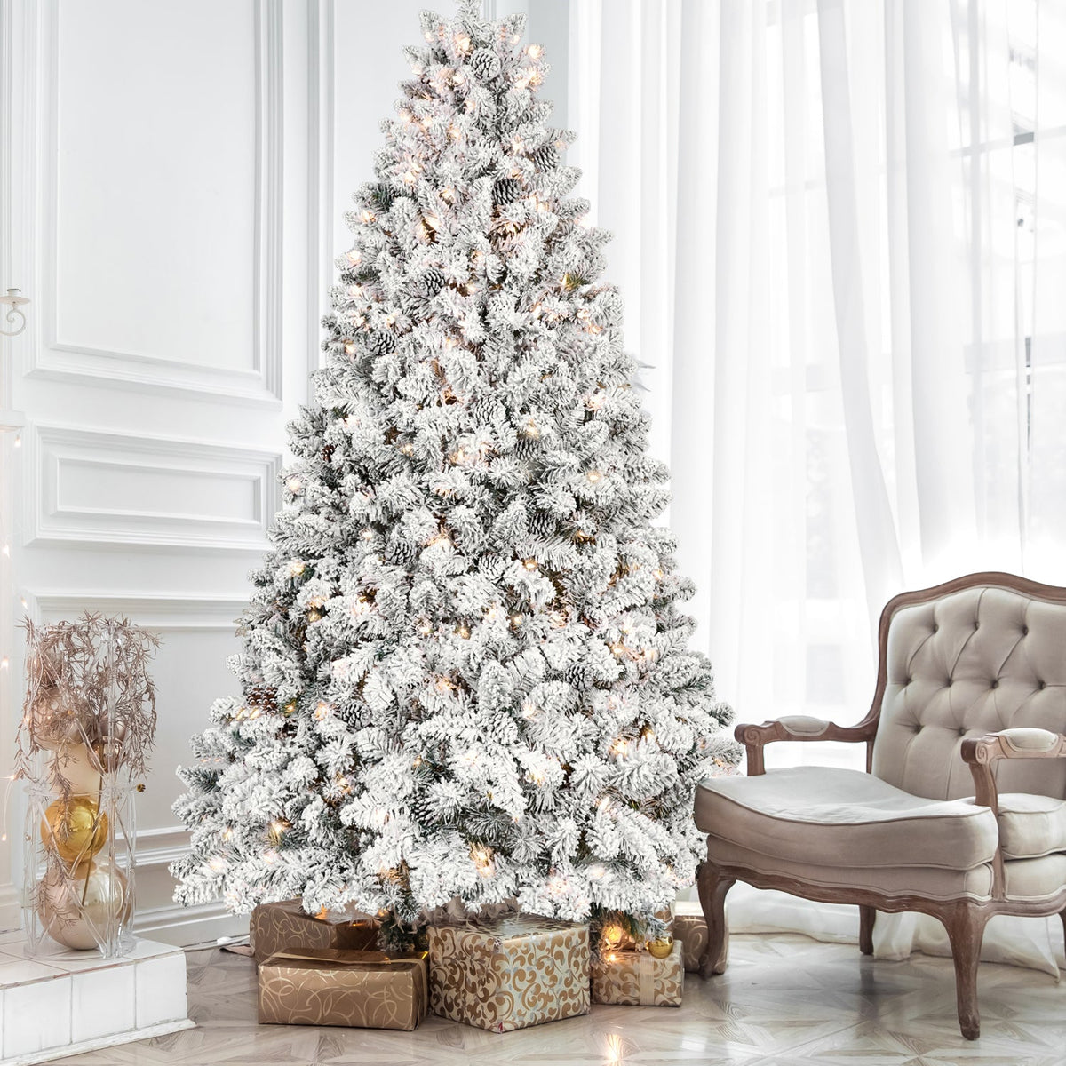 9FT Flocked Christmas Tree with 850 UL Lights and Real Pine Cones
