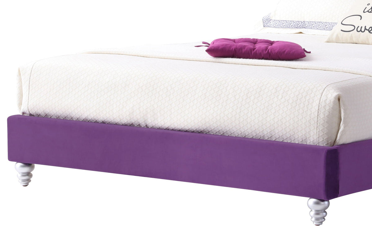 Transitional Upholstered Bed with Jewel Tufting – Multiple Colors