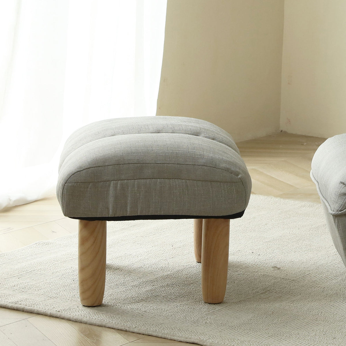 Metal Pedals Stool for Living Room & Lounge - Modern Accent Seating