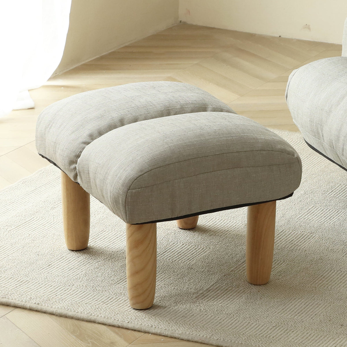 Metal Pedals Stool for Living Room & Lounge - Modern Accent Seating