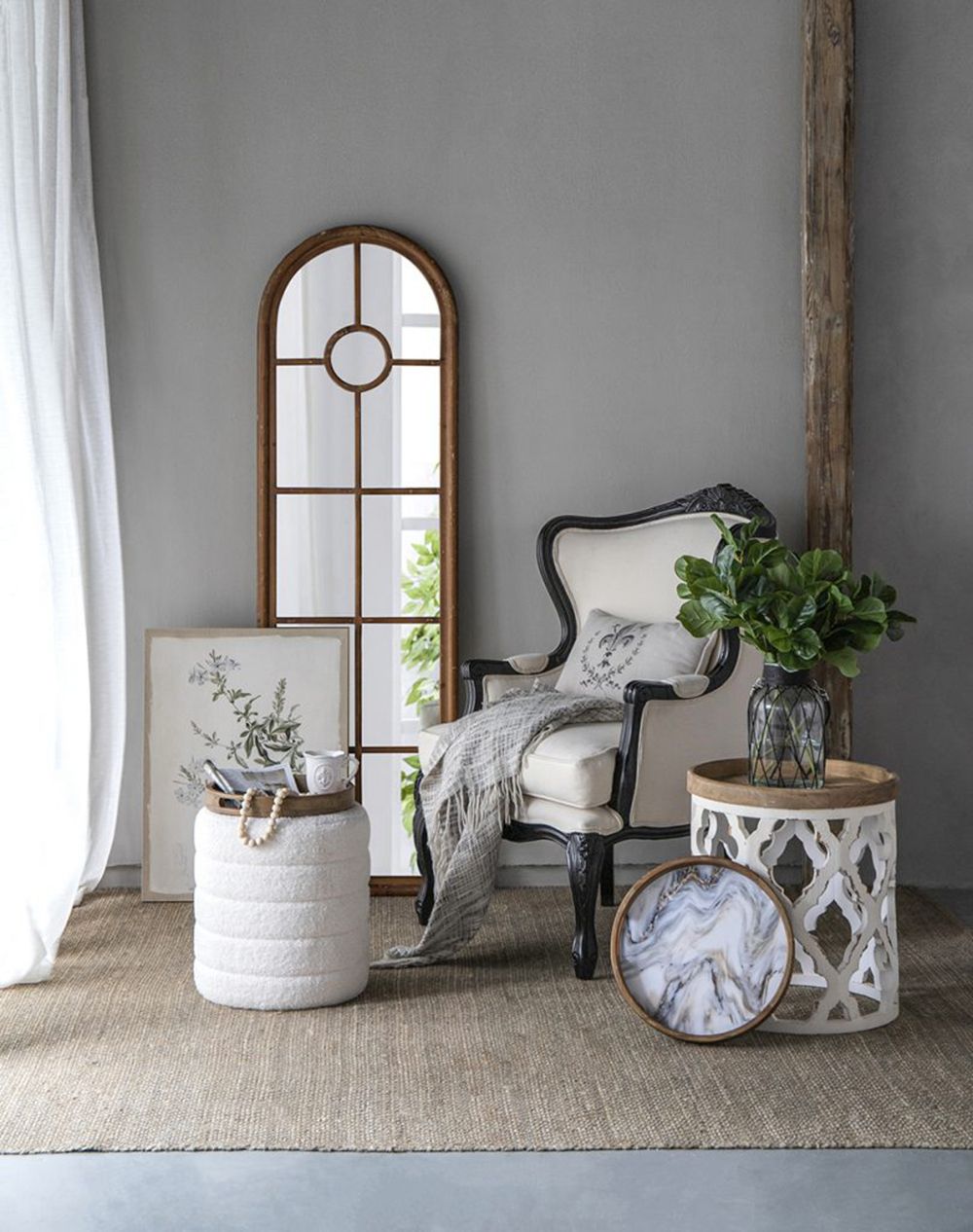 French Country 5-Piece Living Room Decor Set with Trays, Vase & Side Table - Multicolor