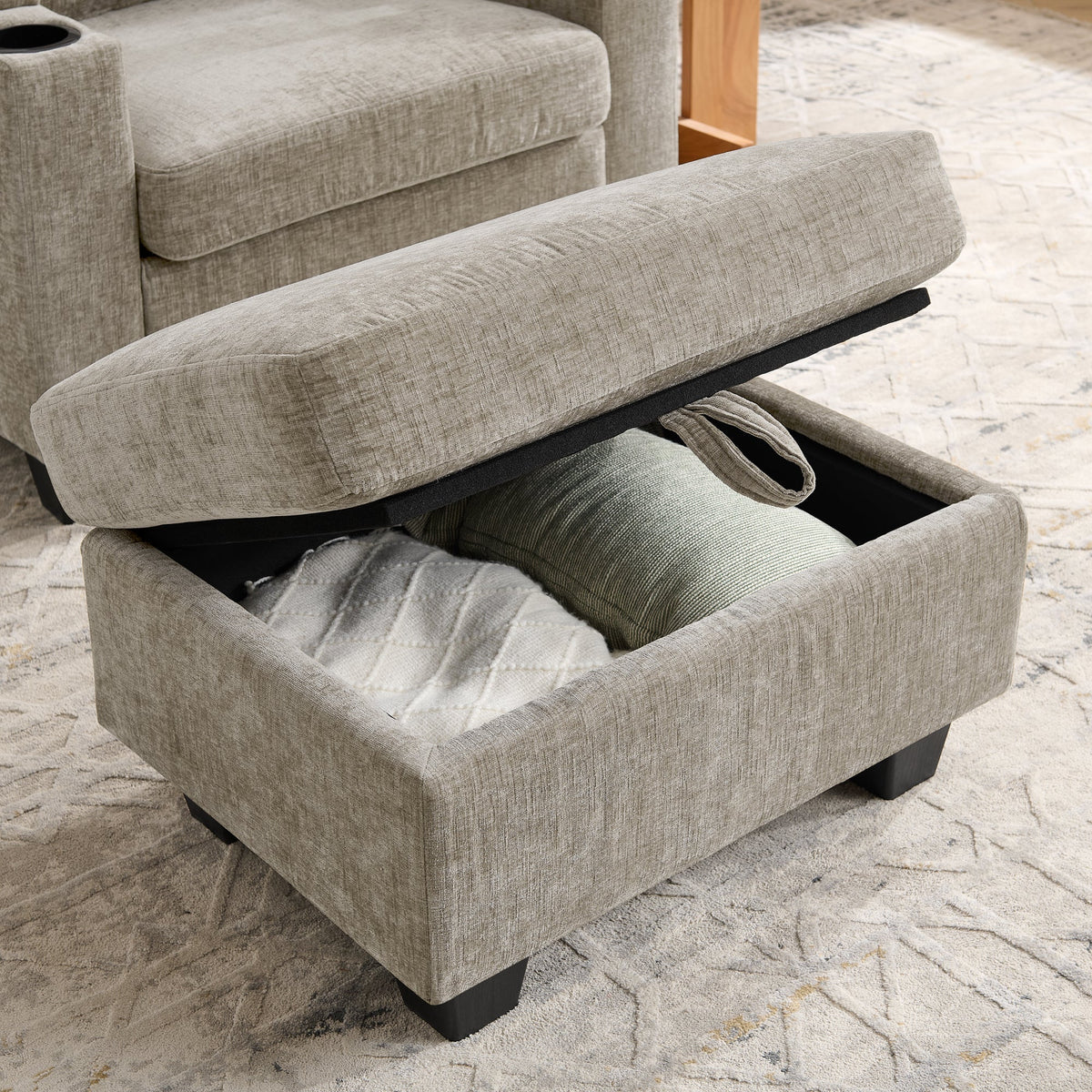 Single Sofa Recliner with Adjustable Backrest and USB Port - Brown