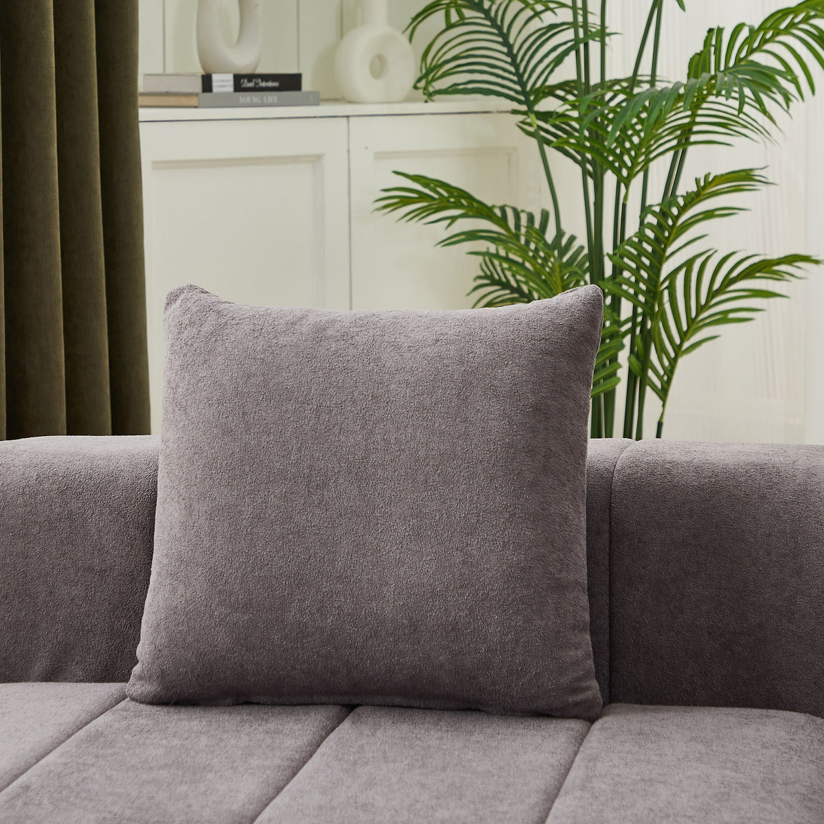 Modular Sectional Sofa with 2 Pillows – Symmetrical Design
