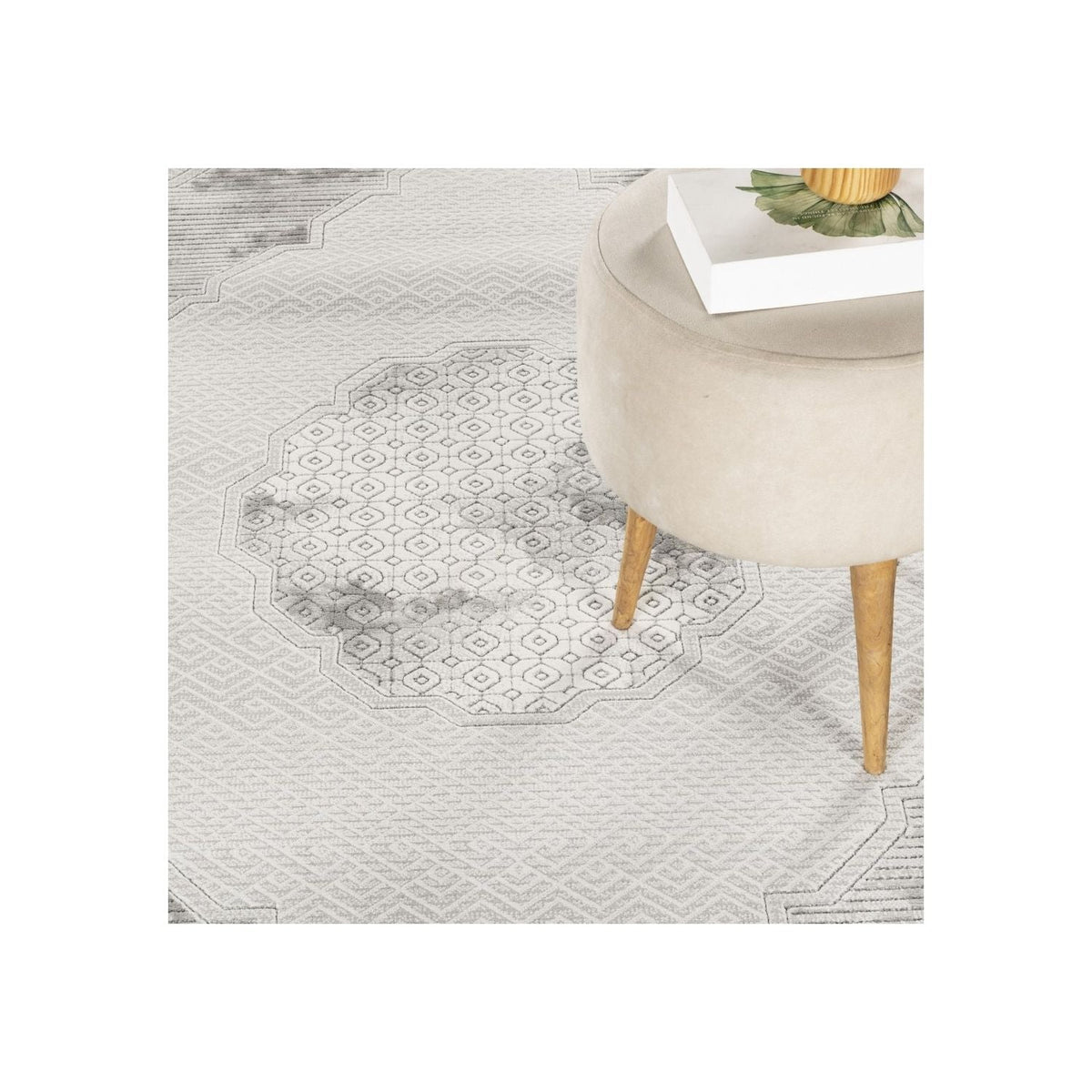 Medallion Area Rug with Geometric 3D Effect - Ivory / Gray