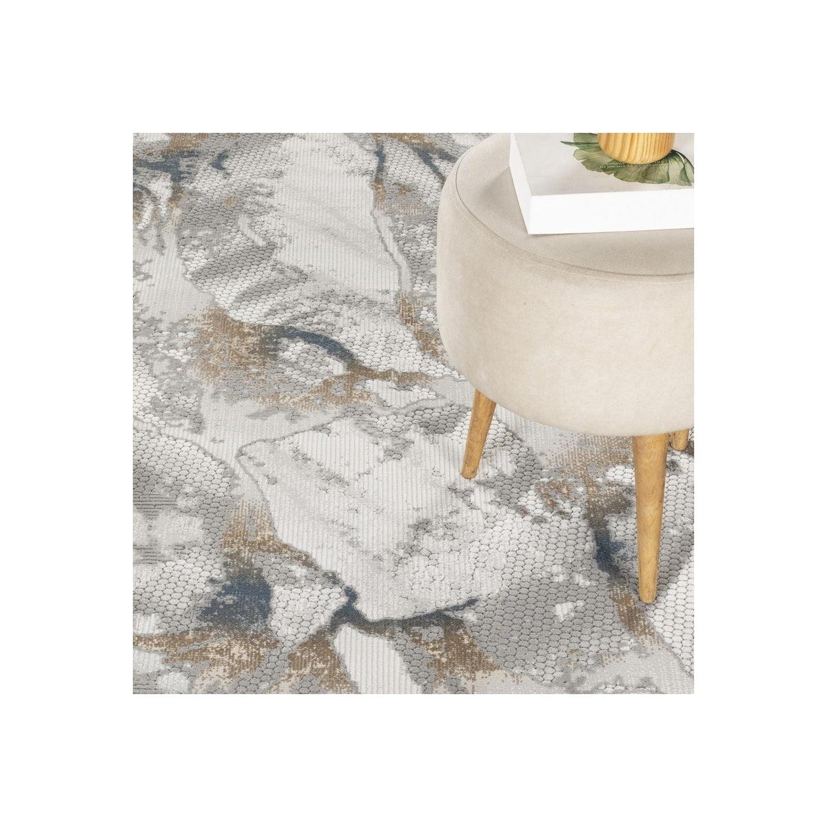 Geometric 3D Effect Area Rug with 100% Polyester Pile - Ivory / Gray