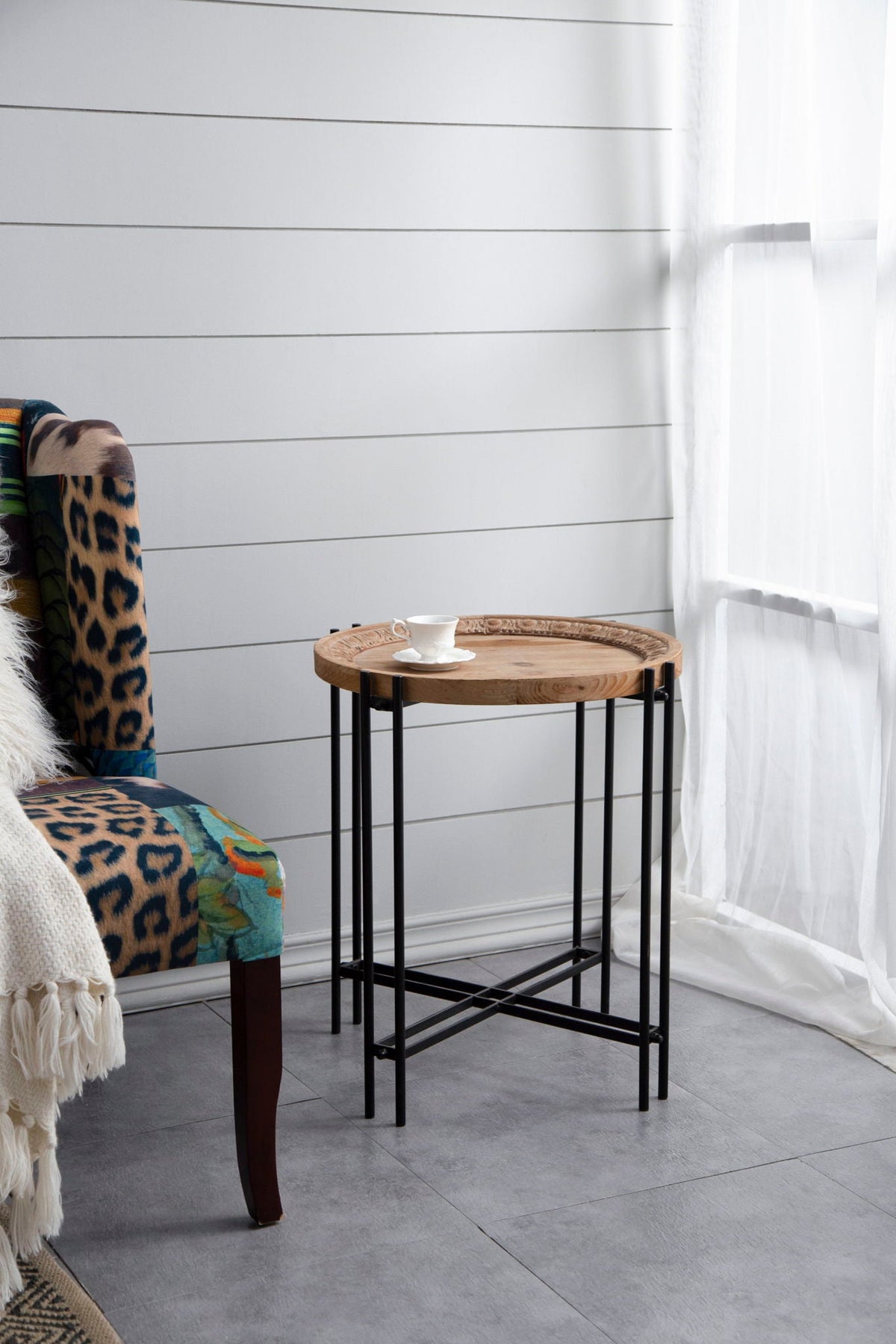 Round Side Table With Wood Top - Black Brown