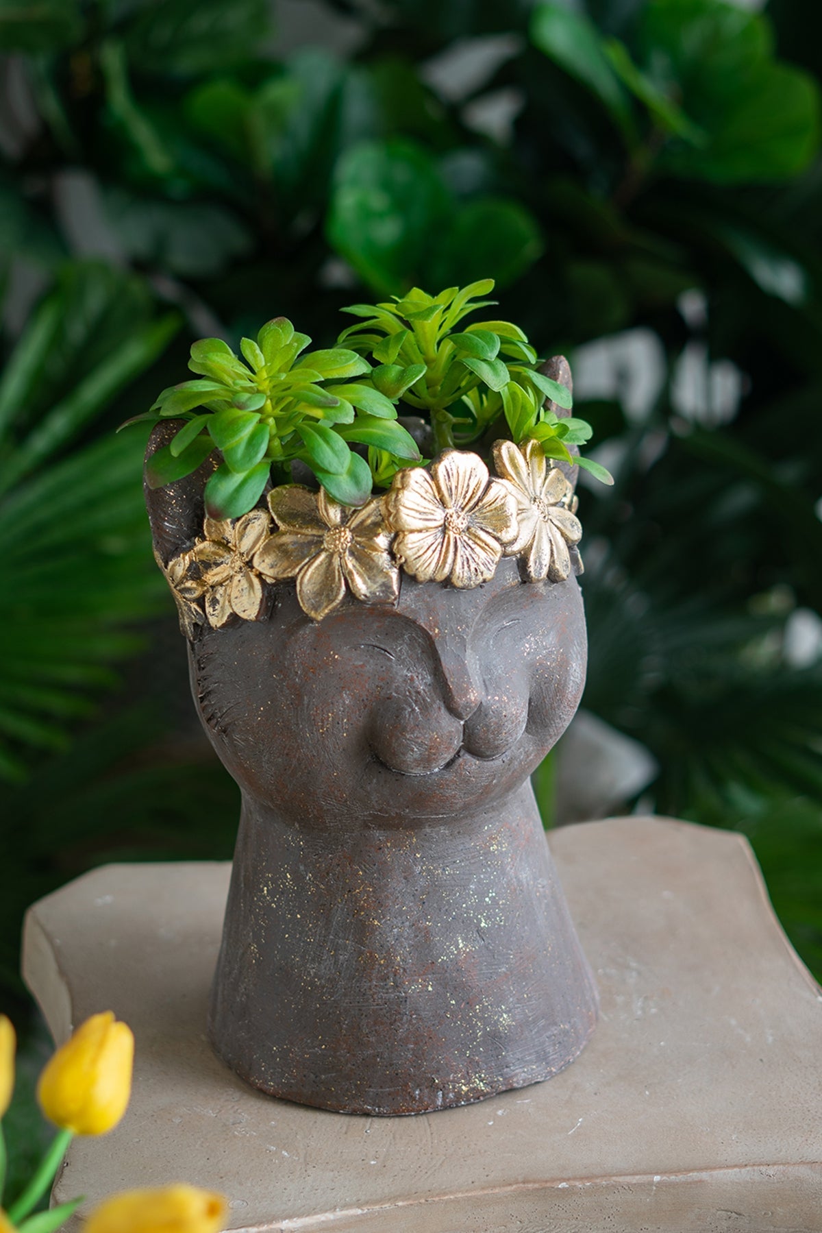 Magnesium Cat Statue Planter with Textured Finish - Brown & Gold