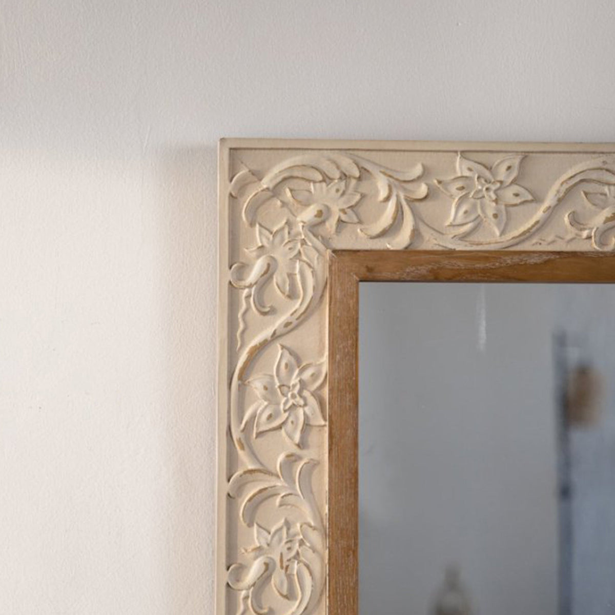 Vintage Carved Pattern Rectangular Wall Mirror with Ornate Frame - Natural