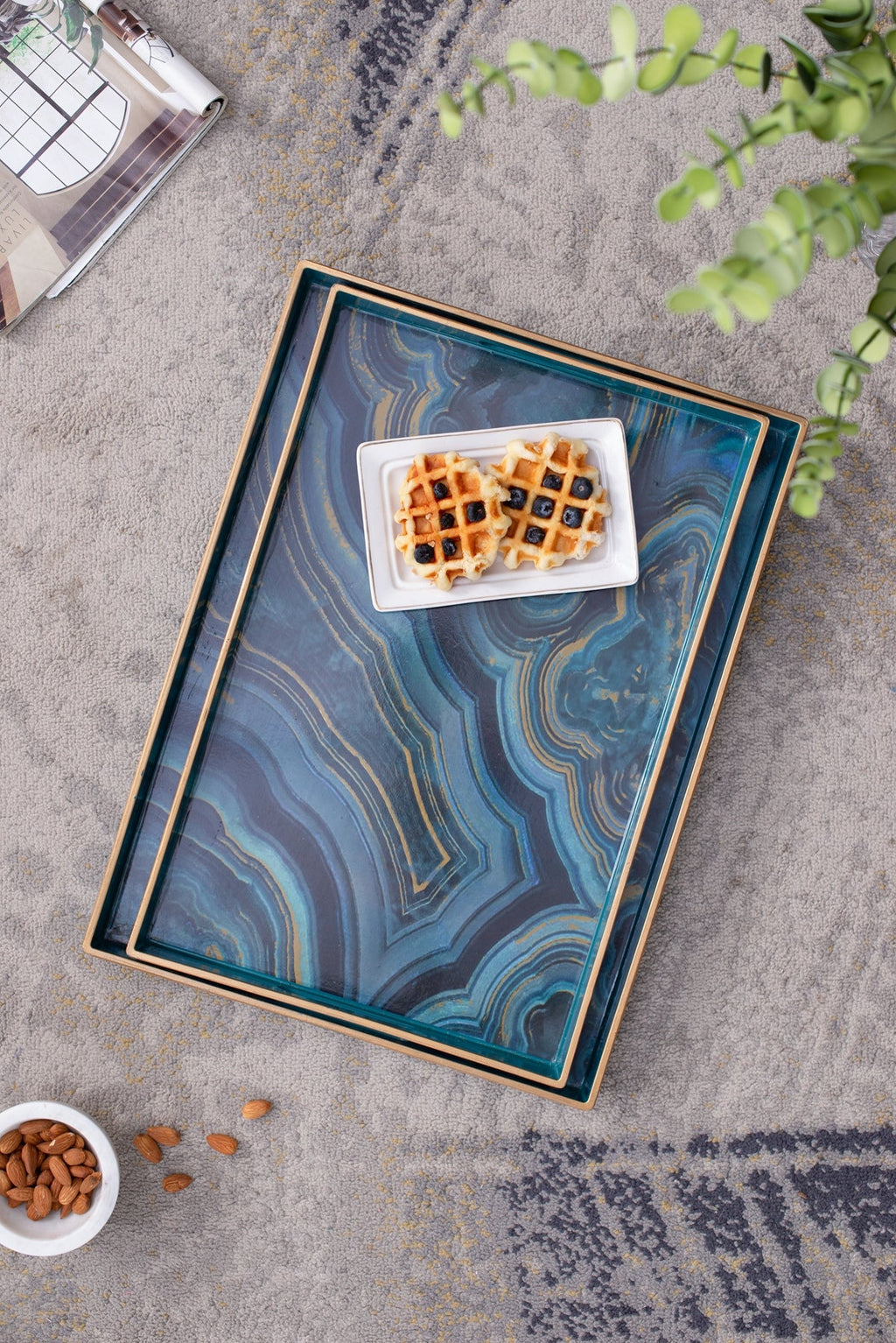Set of 2 Effra Rectangular Trays with Marble-Inspired Finish - Blue or Black
