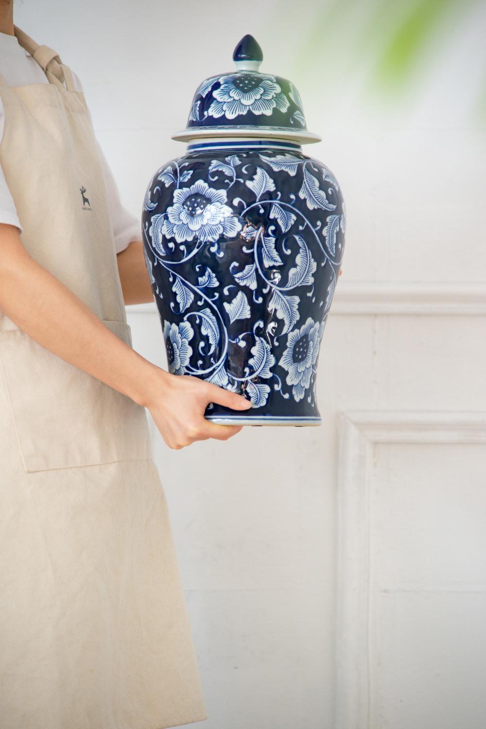 Porcelain Decorative Ginger Jar with Classic Floral Pattern - Blue
