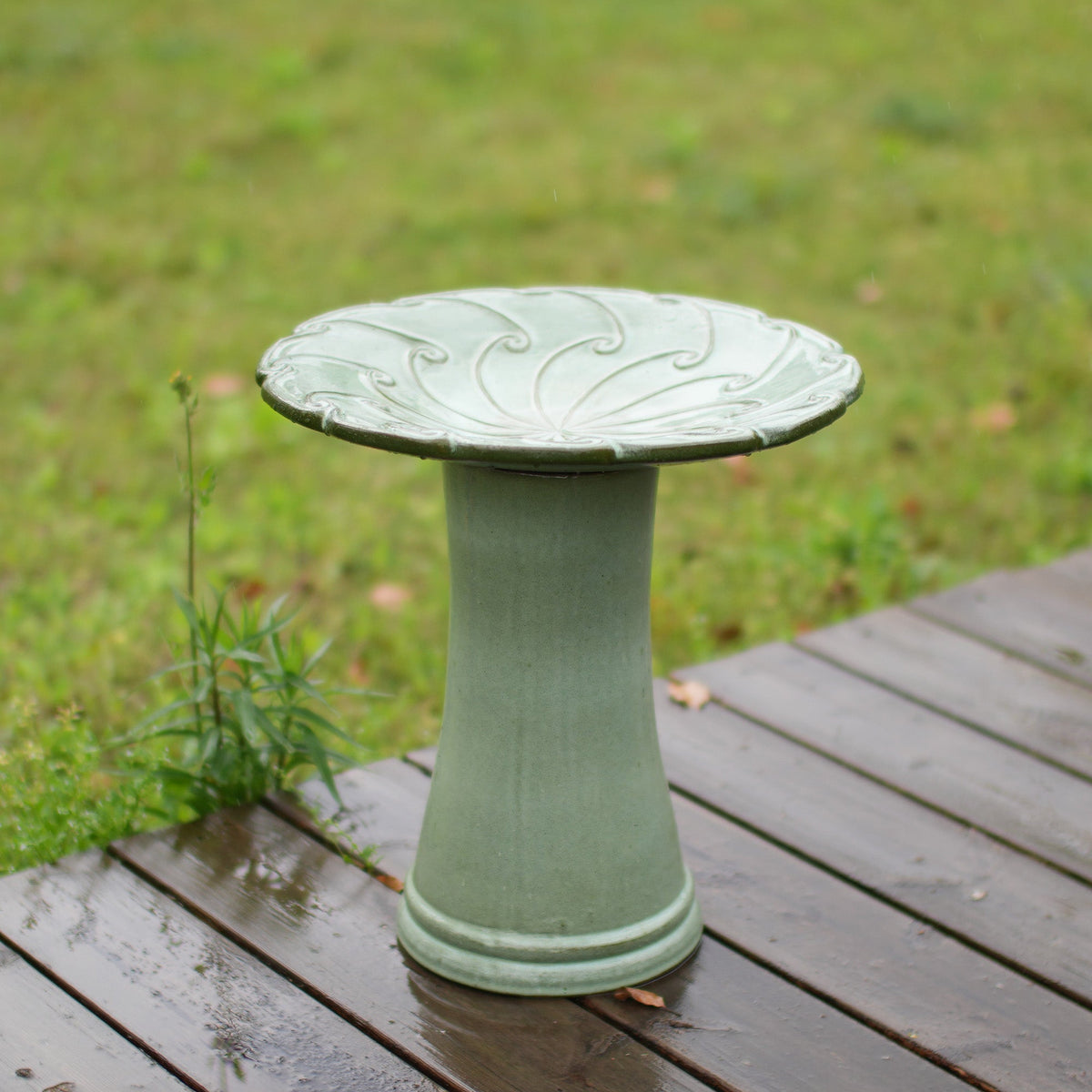 Handmade Glazed Ceramic Bird Bath with Swirling Scroll Design - Glazed Finish
