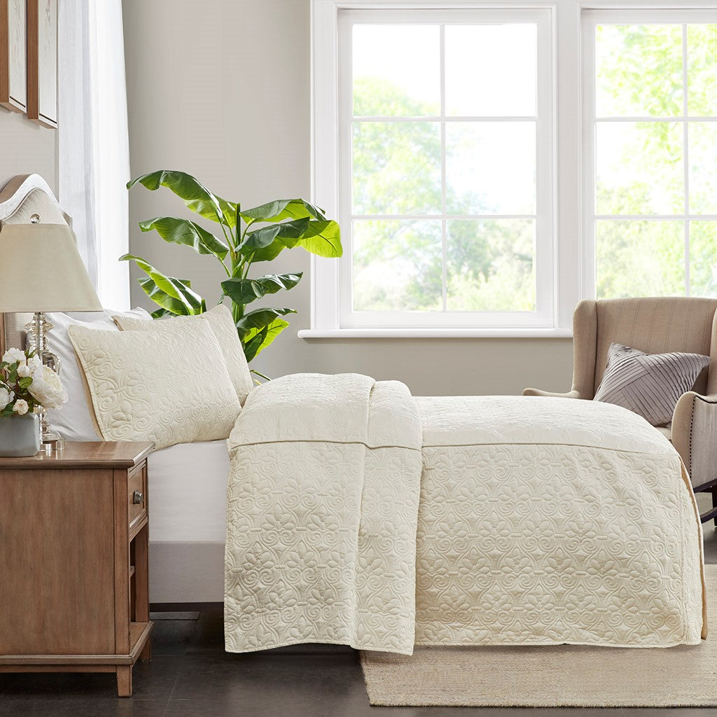 Split Corner Pleated Quilted Bedspread Set with Classic Stitch – 3 Piece - Polyester