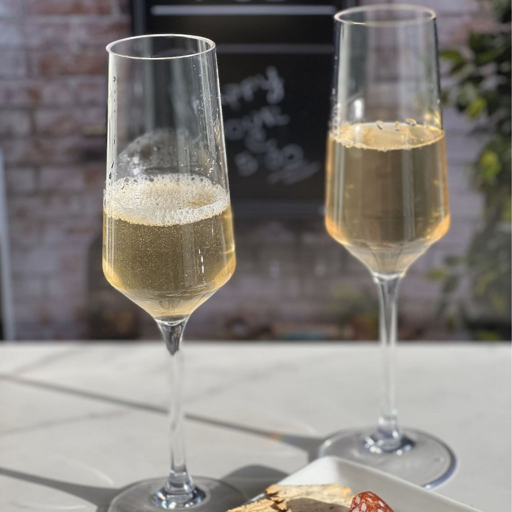 Unbreakable Plastic Champagne Flutes with BPA-Free Design - Clear