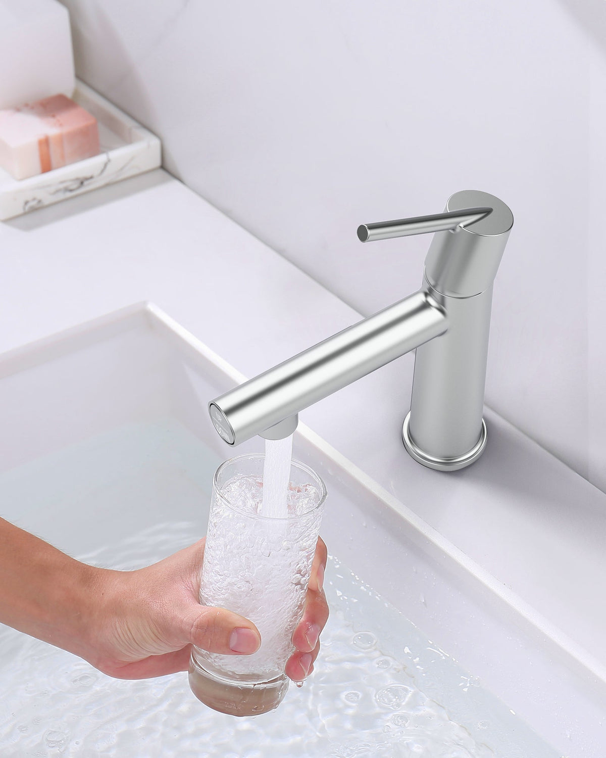 Chrome Single Handle Bathroom Faucet with Dual-Function - Polished Chrome