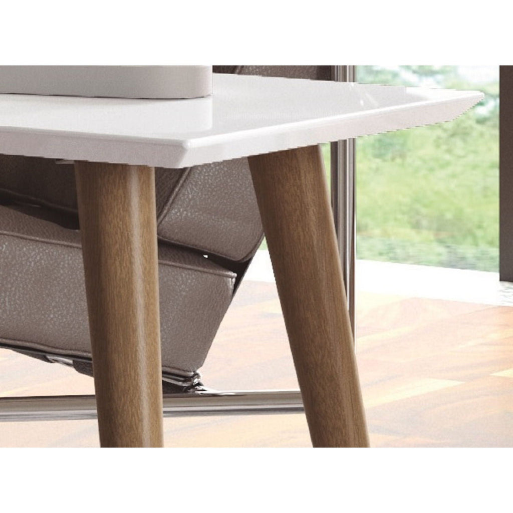 White Lacquered Coffee Table with Solid Wood Legs - Modern Finish
