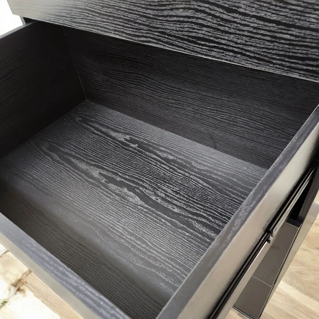 Oliver - Farmhouse Jumbo Chest With 4 Drawer Storage
