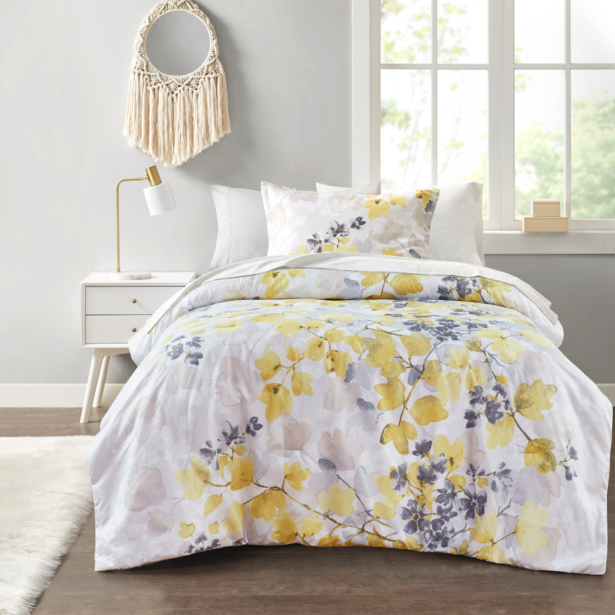 Twin XL Comforter Set with Bed Sheets with Anti-Microbial Treatment - Multicolor