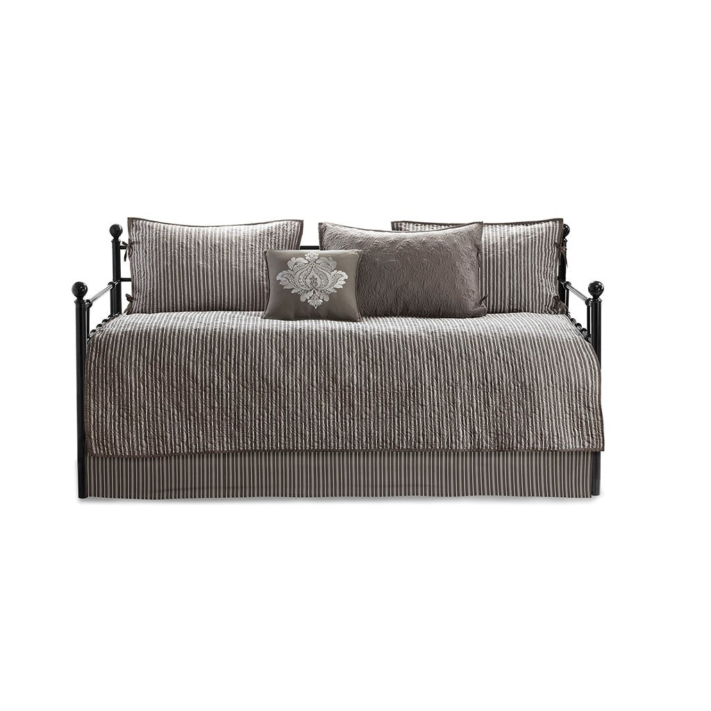 Reversible Daybed Cover Set with Antimicrobial Treatment – Dark