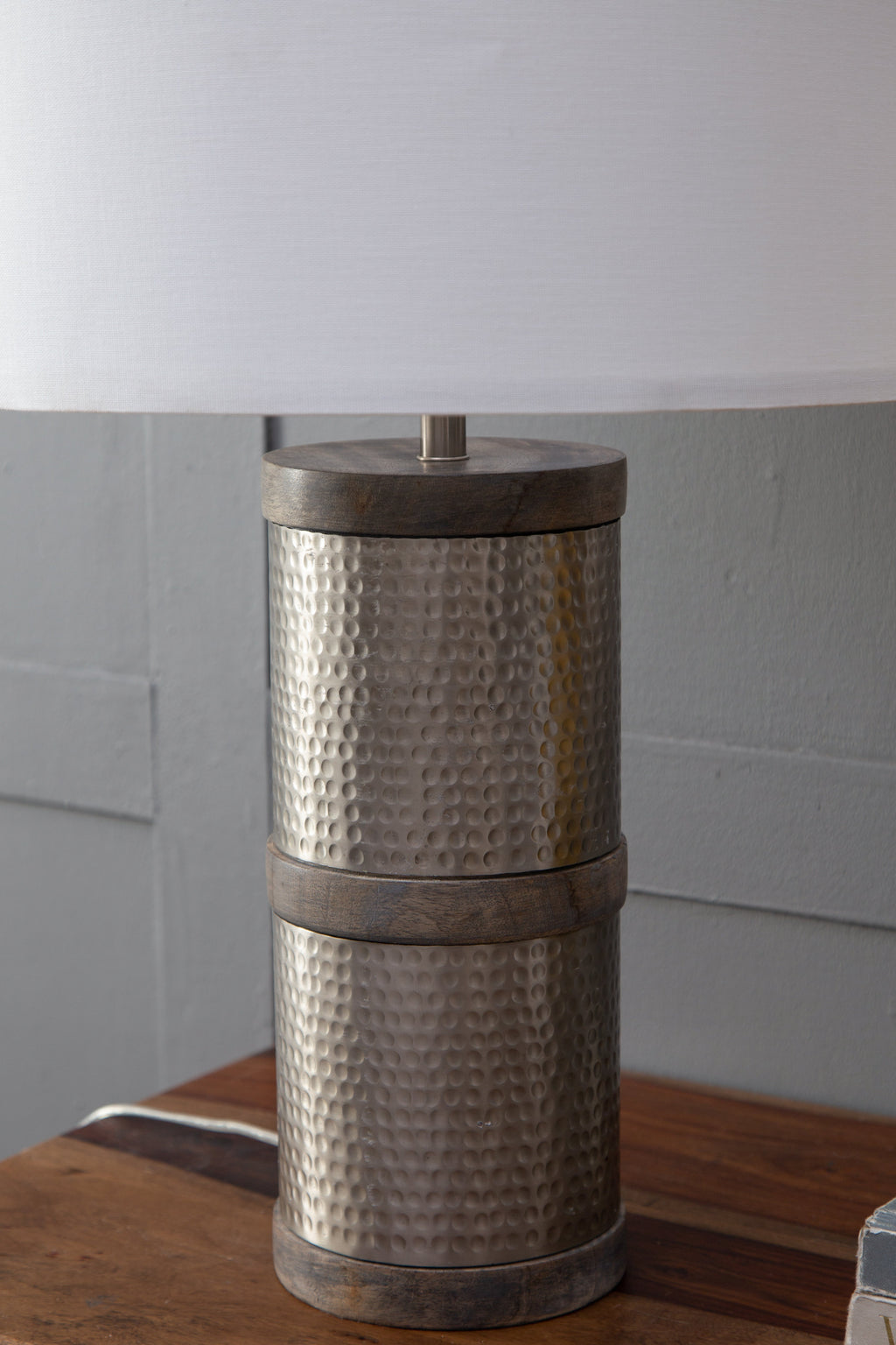 Hammered Iron Table Lamp with Mango Wood - Contemporary Lighting