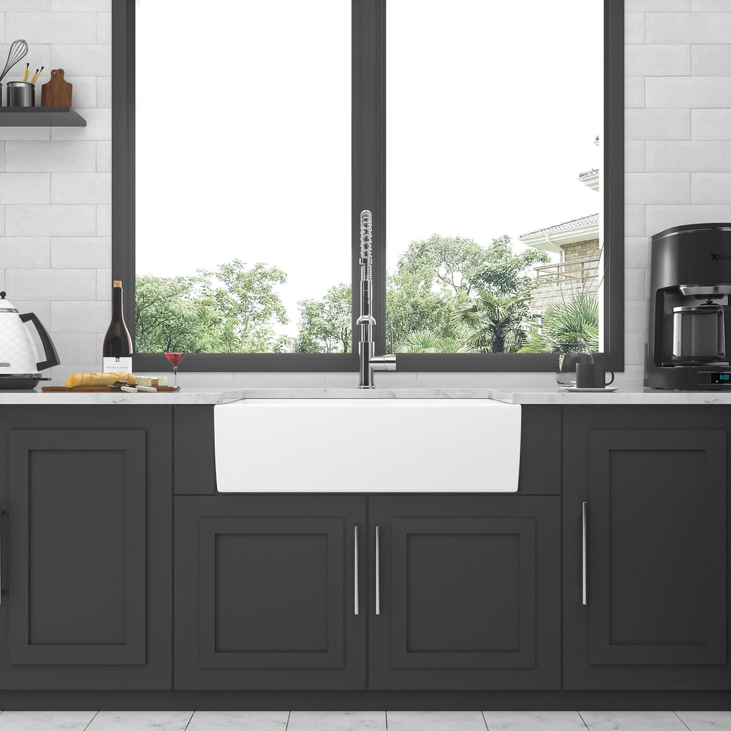 Ceramic Farmhouse Sink with Deep Basin and Stainless Steel Grid - White