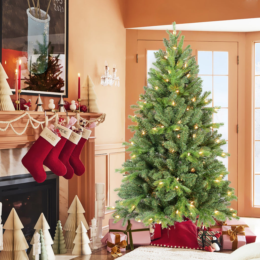 7.5FT Christmas Tree with 1599 Tips and Hinged Branches - Green