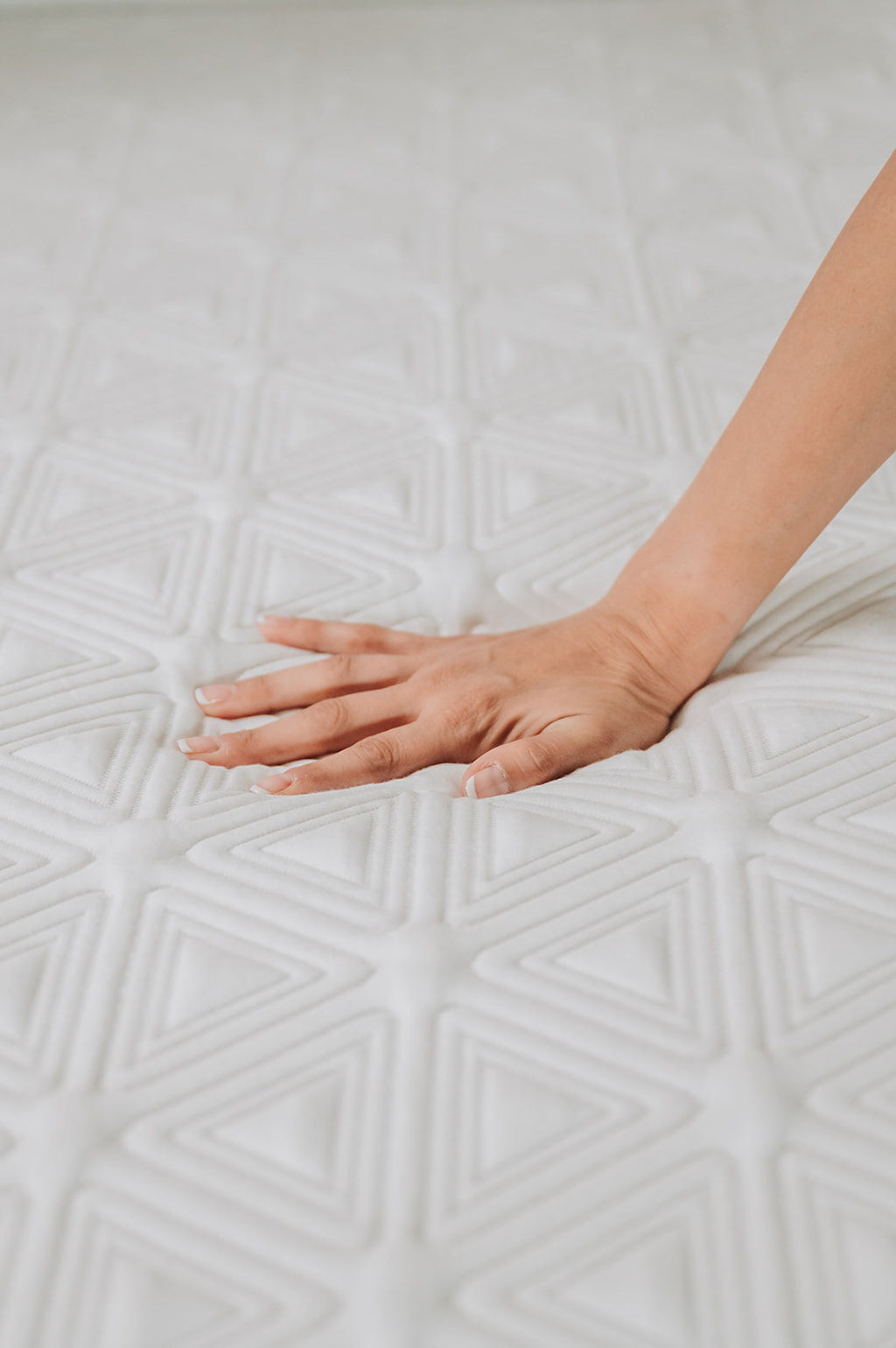 8" Gel Memory Foam Mattress with Cooling Gel Layers - White