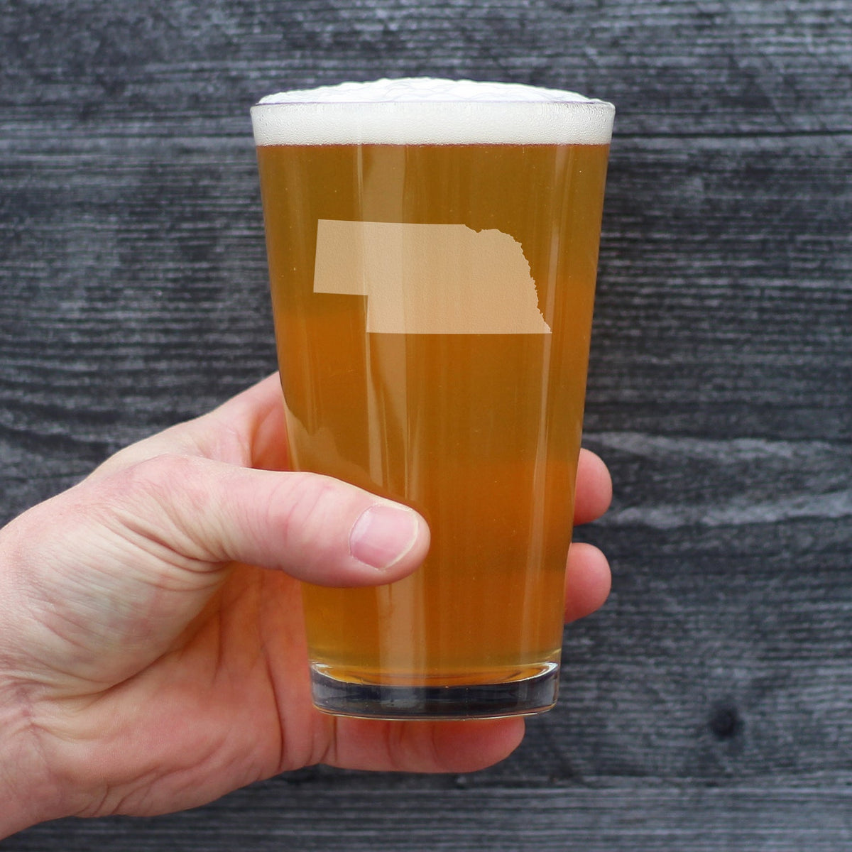 Nebraska State Outline Pint Glass for Beer - State Themed Drinking Decor and Gifts for Nebraskan Women & Men - 16 Oz Glasses