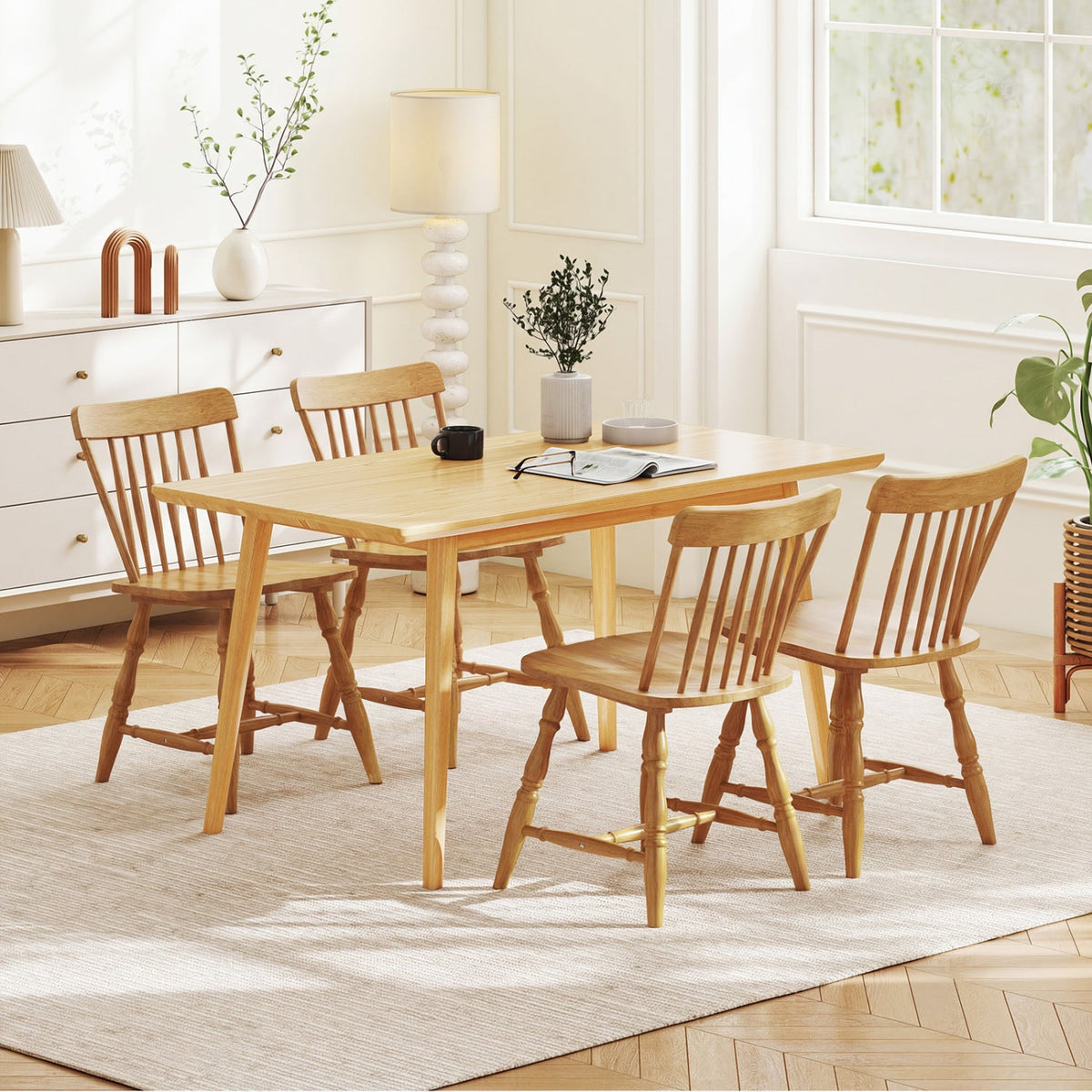 Windsor Dining Chairs Set of 4 with Curved Spindle Back