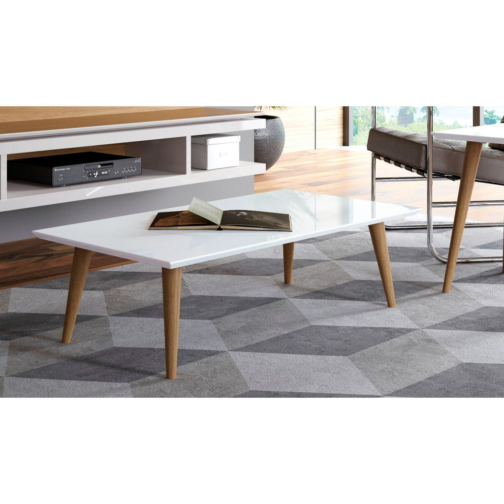 White Lacquered Coffee Table with Solid Wood Legs - Modern Finish