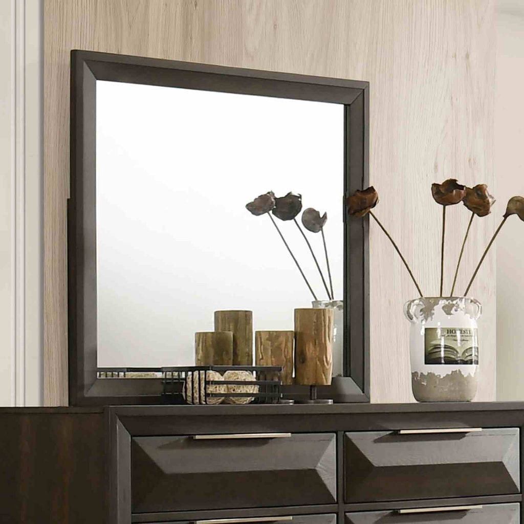 Espresso Dresser & Mirror with 8 Drawers and Beveled Bracket Feet