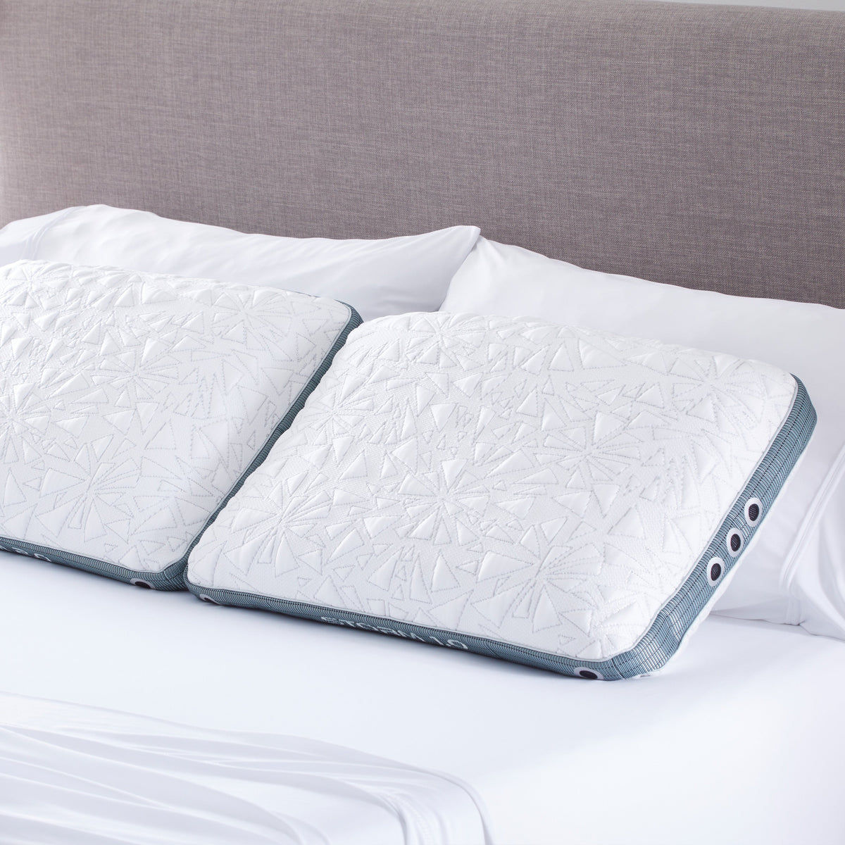 BedGear Storm Performance Pillow 2.0 Cooling Pillow with Washable Cover - White