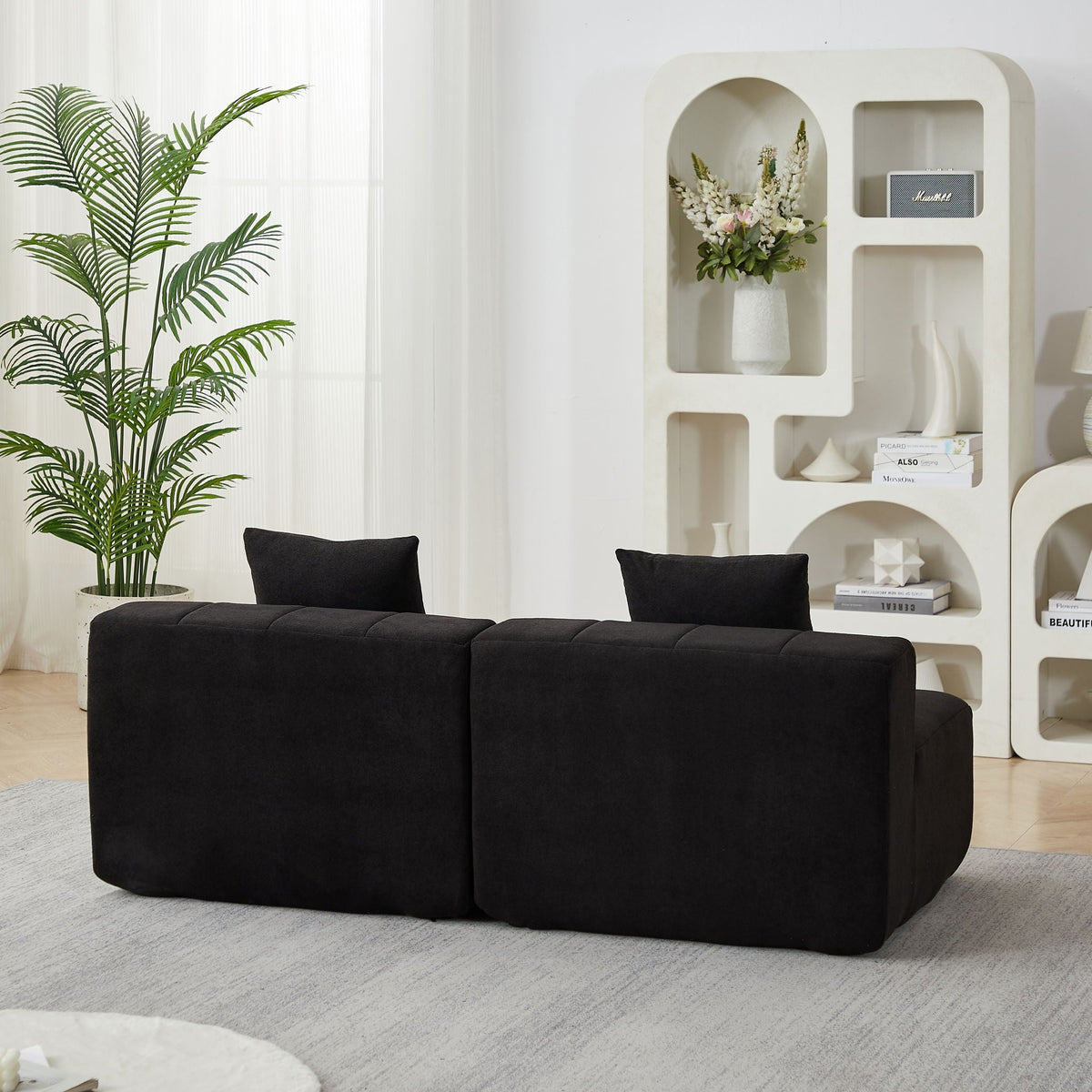 Modular Sectional Sofa with 2 Pillows – Symmetrical Design