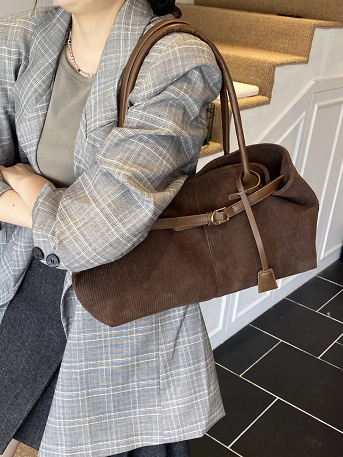 Buckle Decor Shoulder Bag