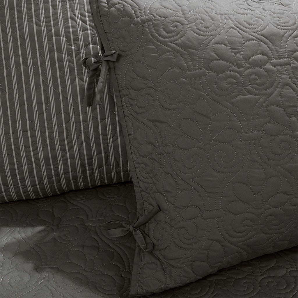 Reversible Daybed Cover Set with Antimicrobial Treatment – Dark