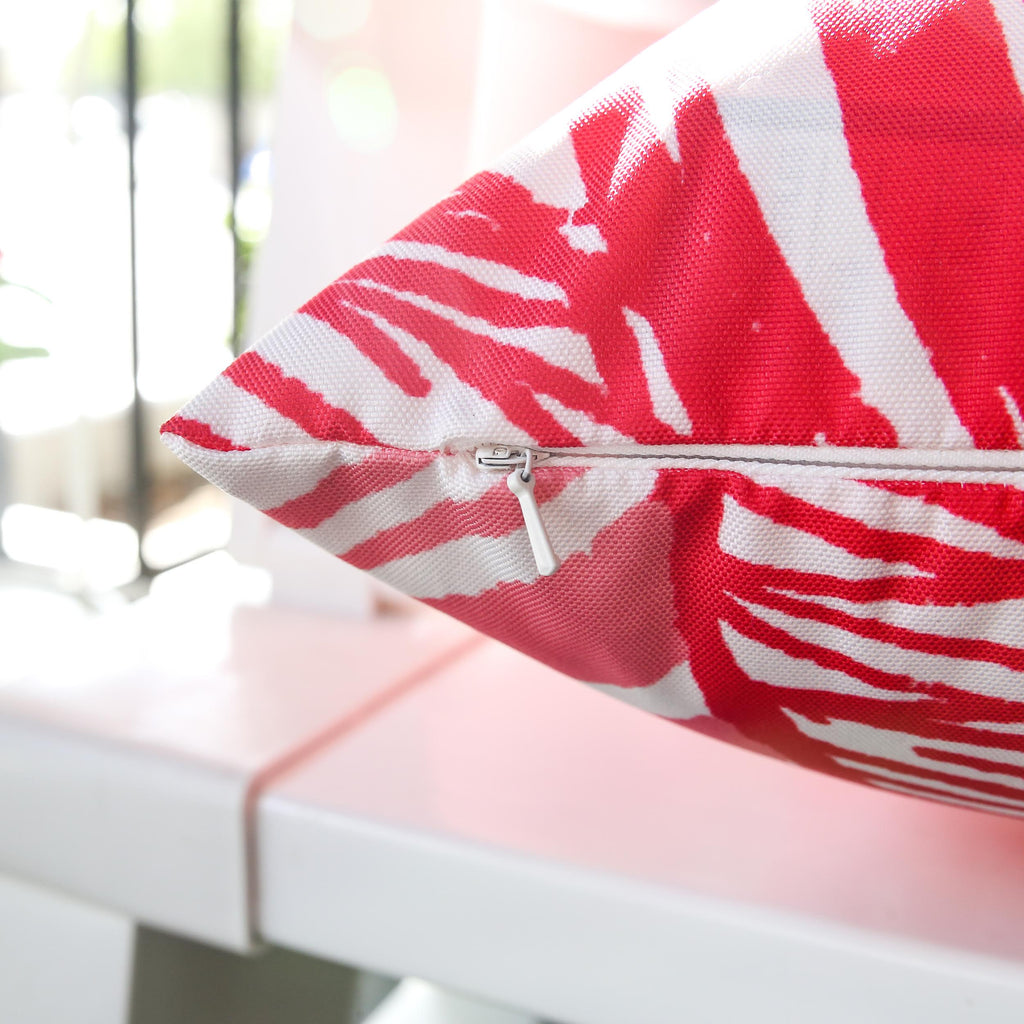 Leaf Vein Outdoor & Indoor Pillowcase with Weather-Resistant Polyester - Red