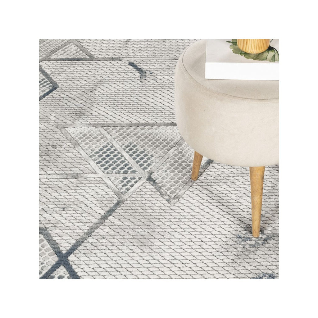 Geometric 3D Effect Area Rug with Contemporary Design - Ivory / Gray