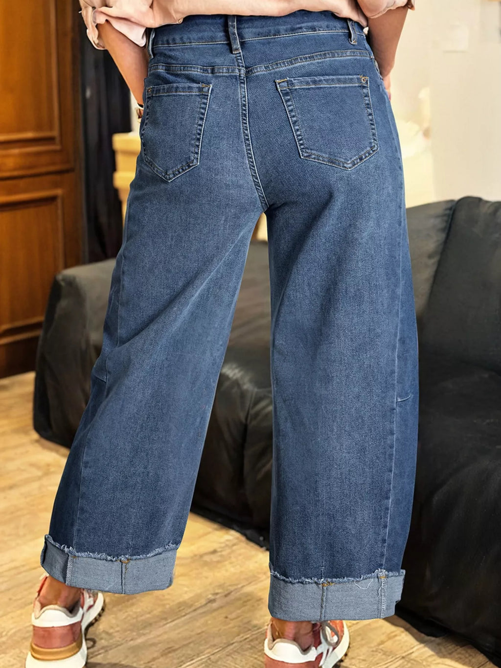 Stitched Raw Hem Wide Leg Loose Jeans