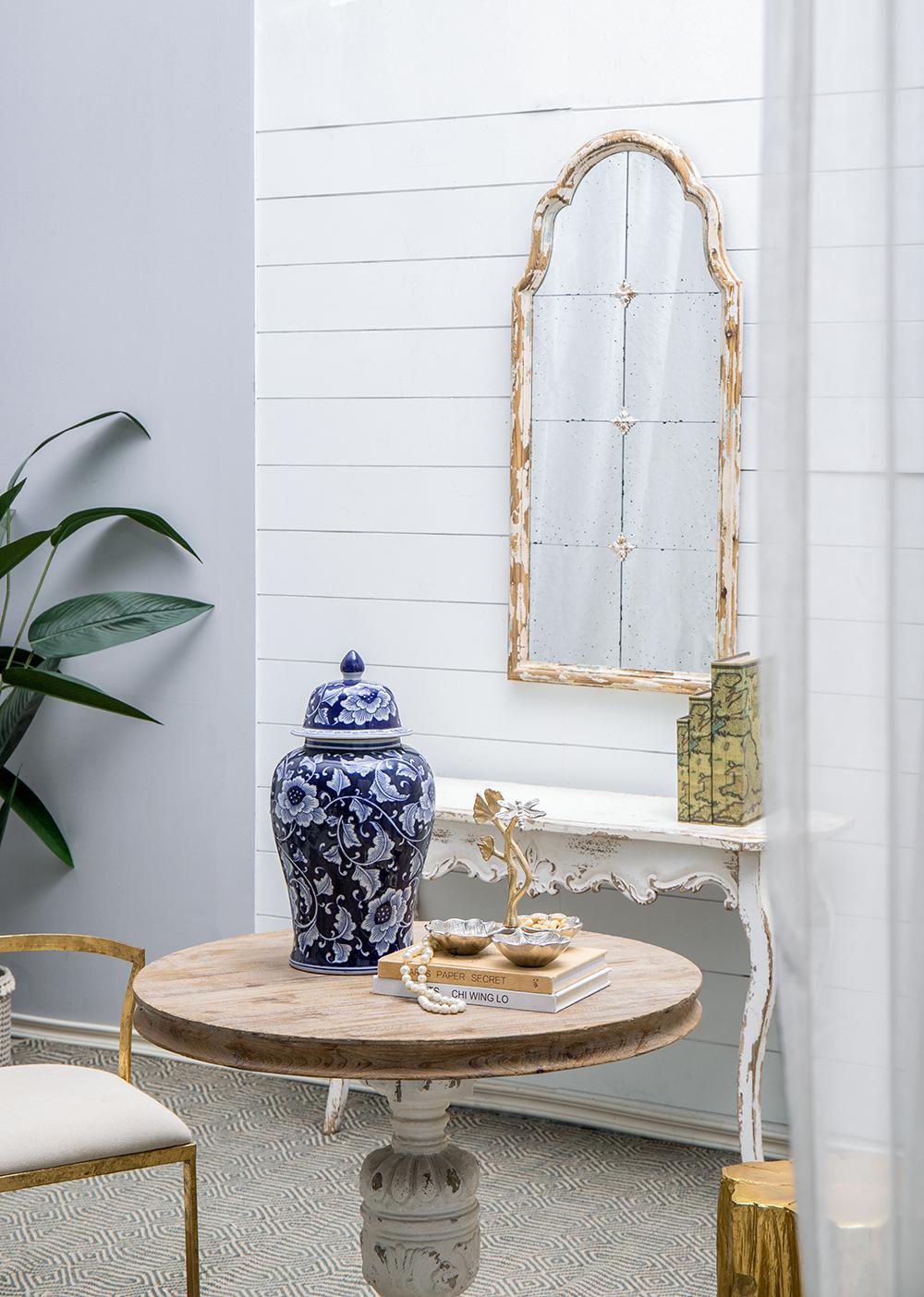 Porcelain Decorative Ginger Jar with Classic Floral Pattern - Blue