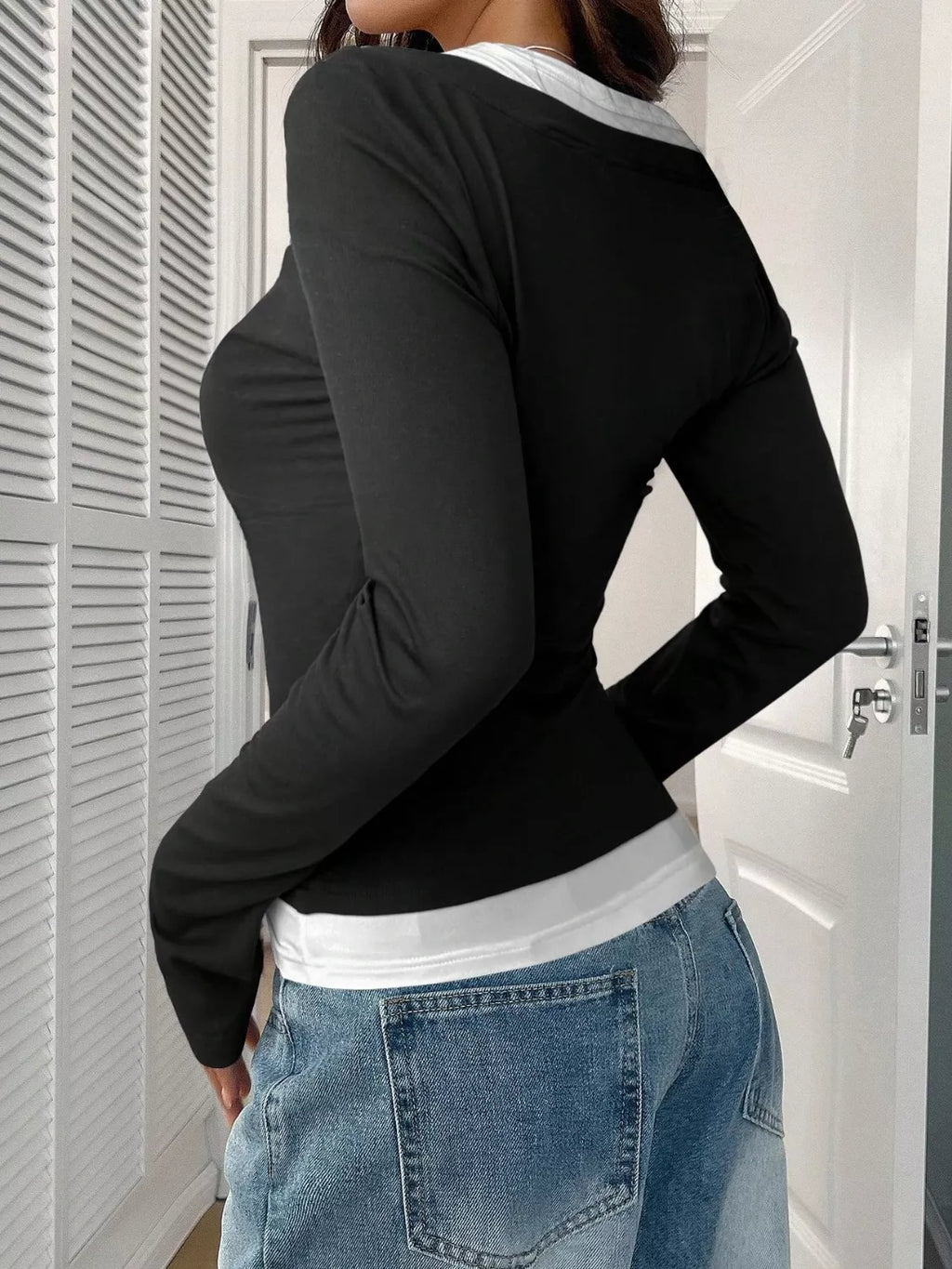 Contrast Long Sleeve Fake Two-Piece T-Shirt