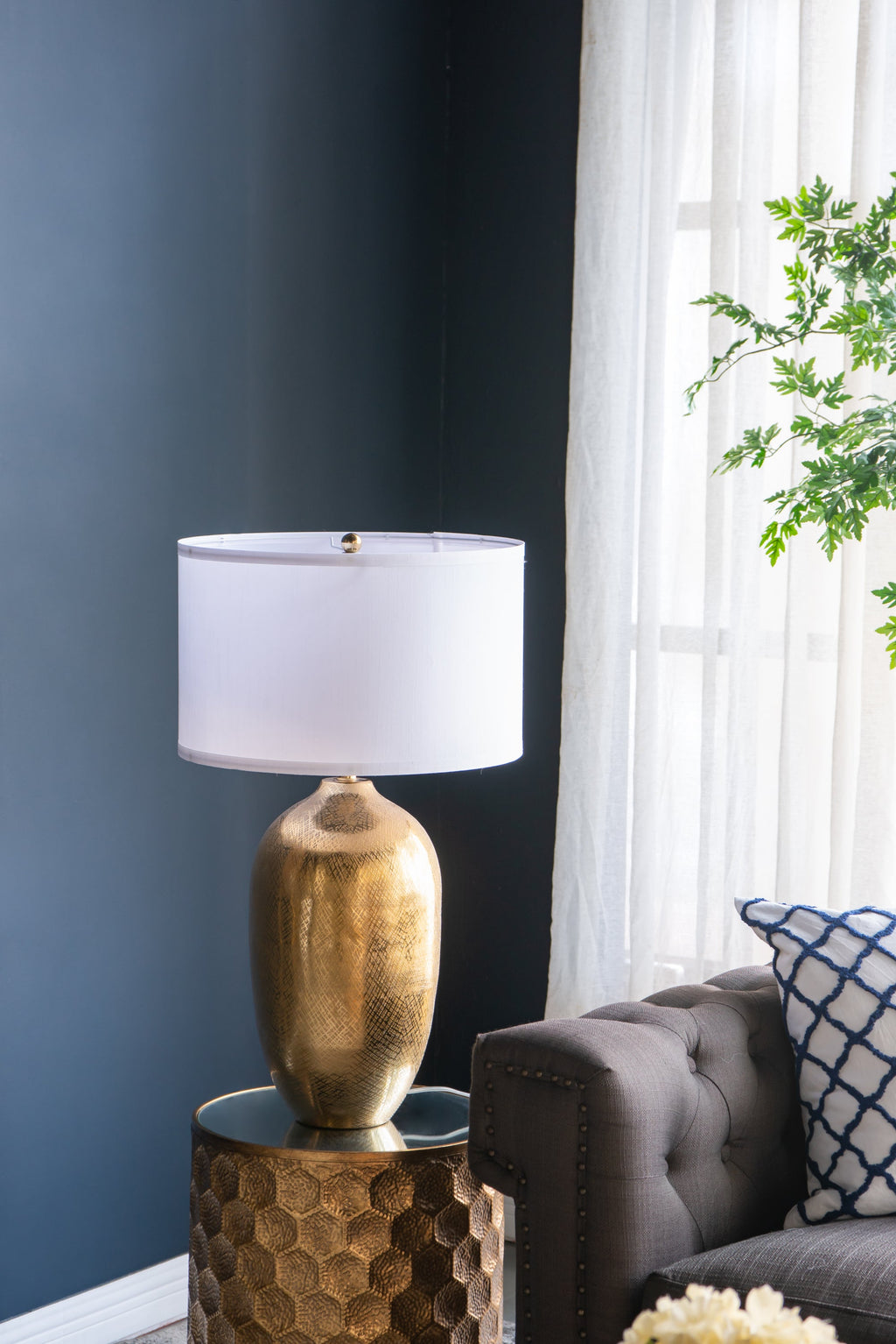 Round Aluminum Table Lamp with Fabric Shade - Gold
