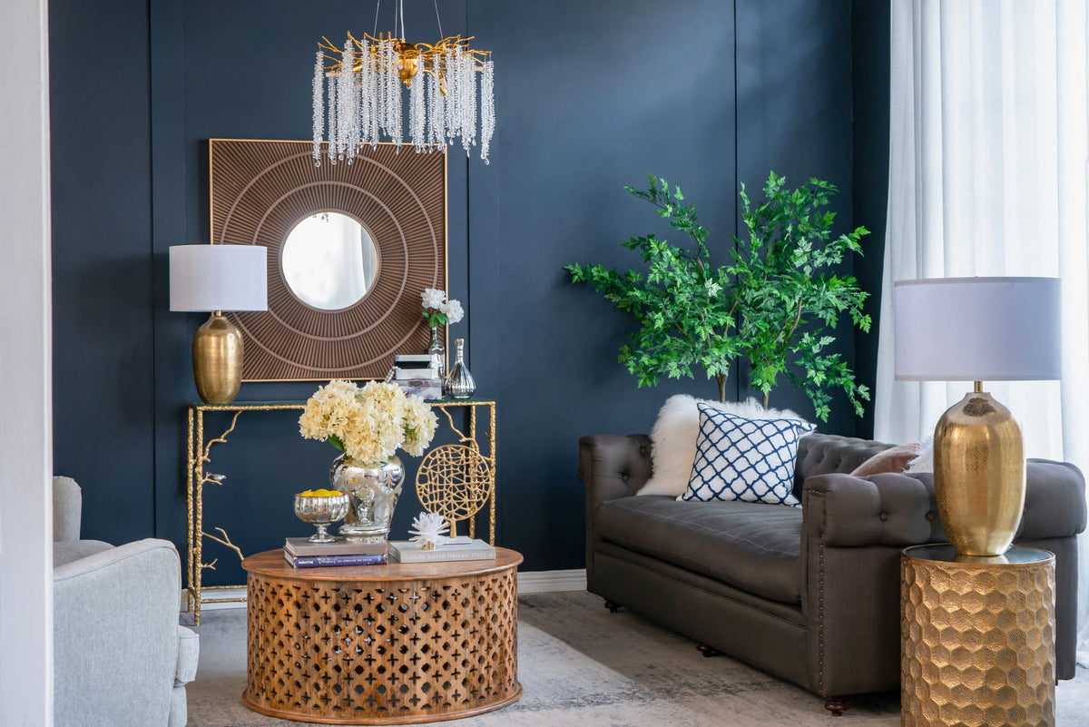 Round Aluminum Table Lamp with Fabric Shade - Gold