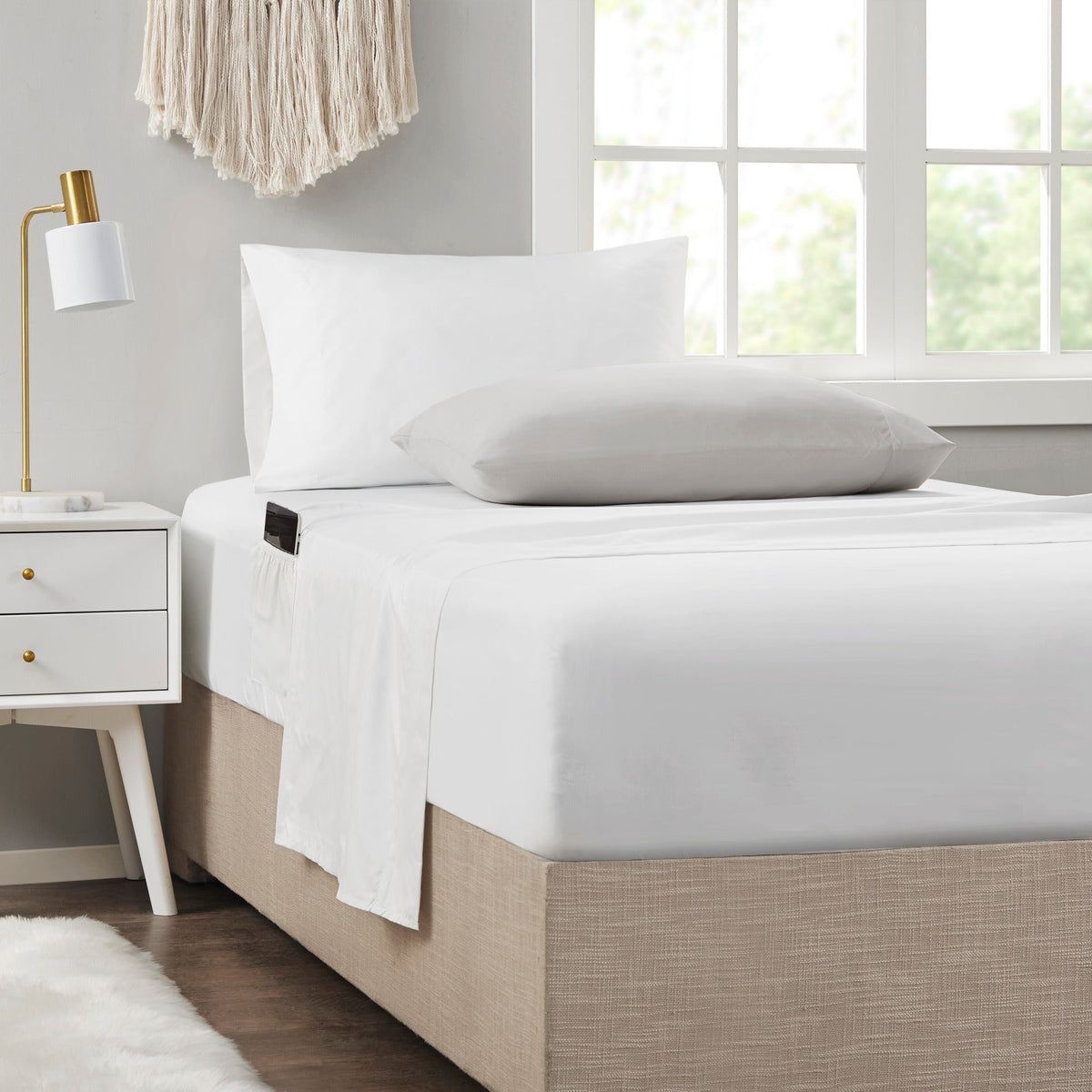 Twin XL Comforter Set with Bed Sheets with Anti-Microbial Treatment - Multicolor