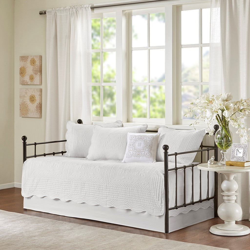 Reversible Scalloped Edge Daybed Cover Set with Antimicrobial Treatment - White or Blush