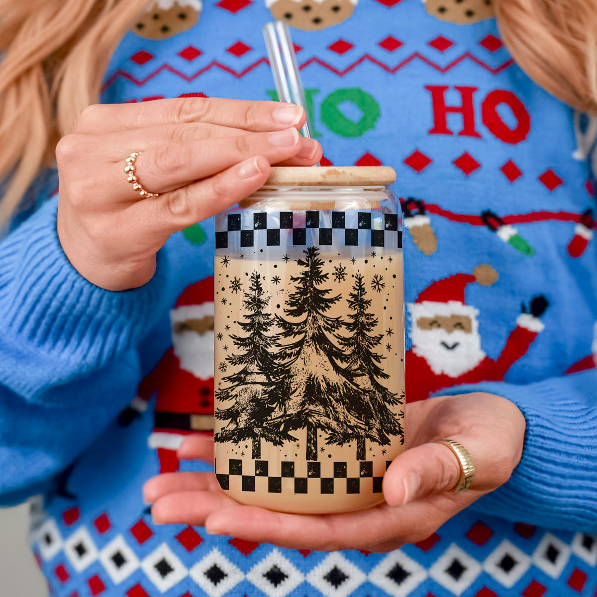 Retro Christmas Tree 17oz