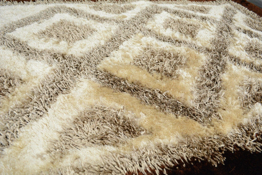 DaDa Bedding Shaggy Soft Viscose Champagne Brown Geometric Diamond Large Area Carpet Rug