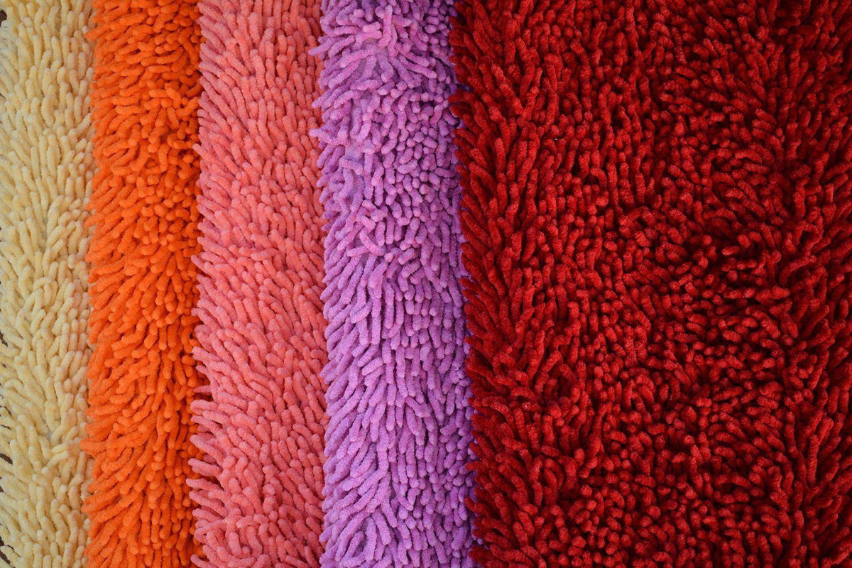 Tache Cotton Chenille Solid Dark Raspberry Red Rug (MAT2032R)